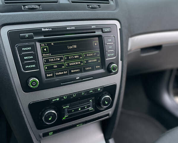 Шкода Октавія 2009 у Луцьку на Automoto.ua Чорний Шкода Октавія, об'ємом двигуна 1.8 л та пробігом 241 тис. км за 7900 $, фото 38 на Automoto.ua