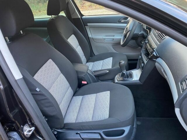 Чорний Шкода Октавія, об'ємом двигуна 1.9 л та пробігом 248 тис. км за 2650 $, фото 5 на Automoto.ua