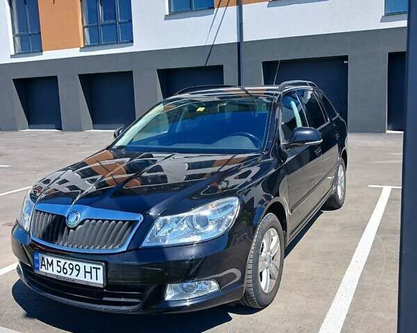 Чорний Шкода Октавія, об'ємом двигуна 1.8 л та пробігом 154 тис. км за 7000 $, фото 1 на Automoto.ua