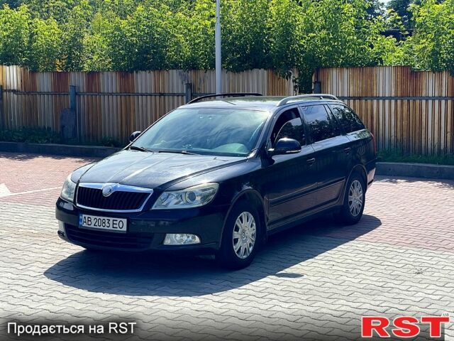 Черный Шкода Октавия, объемом двигателя 1.6 л и пробегом 320 тыс. км за 8300 $, фото 6 на Automoto.ua