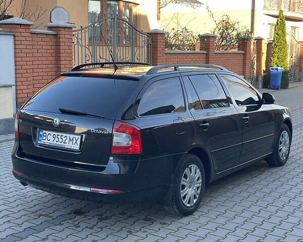 Черный Шкода Октавия, объемом двигателя 1.6 л и пробегом 288 тыс. км за 6650 $, фото 5 на Automoto.ua