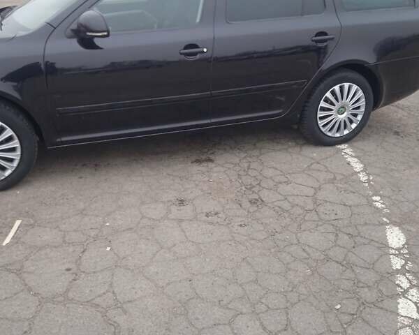 Чорний Шкода Октавія, об'ємом двигуна 1.6 л та пробігом 193 тис. км за 7400 $, фото 4 на Automoto.ua