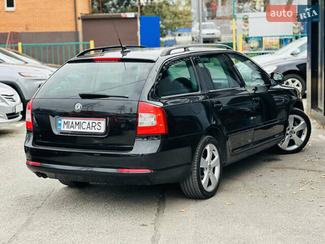 Черный Шкода Октавия, объемом двигателя 1.8 л и пробегом 223 тыс. км за 8999 $, фото 3 на Automoto.ua