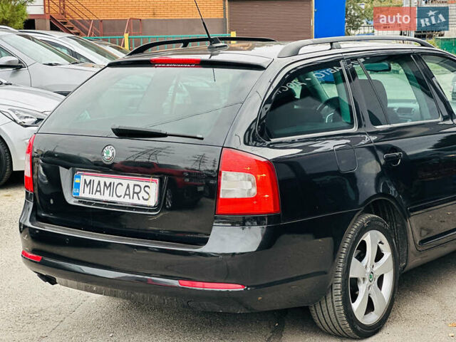 Черный Шкода Октавия, объемом двигателя 1.8 л и пробегом 223 тыс. км за 8999 $, фото 4 на Automoto.ua