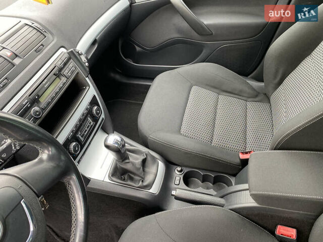 Черный Шкода Октавия, объемом двигателя 1.8 л и пробегом 207 тыс. км за 7300 $, фото 25 на Automoto.ua