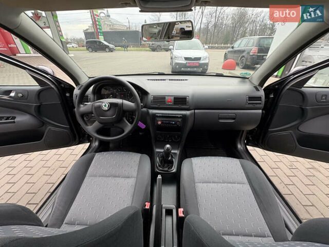 Черный Шкода Октавия, объемом двигателя 1.6 л и пробегом 218 тыс. км за 6777 $, фото 44 на Automoto.ua