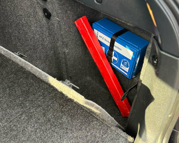 Шкода Октавія 2009 у Вінниці на Automoto.ua Чорний Шкода Октавія, об'ємом двигуна 1.6 л та пробігом 172 тис. км за 7999 $, фото 68 на Automoto.ua