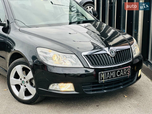 Черный Шкода Октавия, объемом двигателя 1.8 л и пробегом 223 тыс. км за 8999 $, фото 7 на Automoto.ua