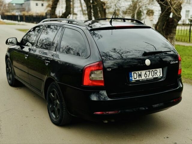 Черный Шкода Октавия, объемом двигателя 1.9 л и пробегом 215 тыс. км за 3300 $, фото 6 на Automoto.ua