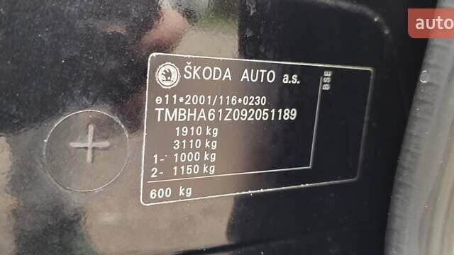 Чорний Шкода Октавія, об'ємом двигуна 1.6 л та пробігом 209 тис. км за 8299 $, фото 27 на Automoto.ua