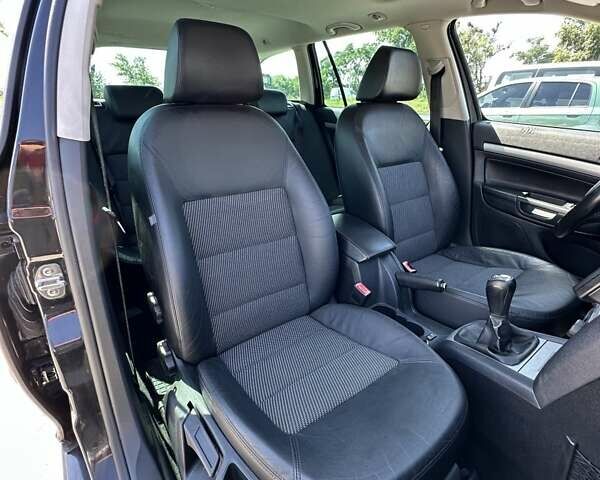 Черный Шкода Октавия, объемом двигателя 1.8 л и пробегом 250 тыс. км за 7800 $, фото 28 на Automoto.ua