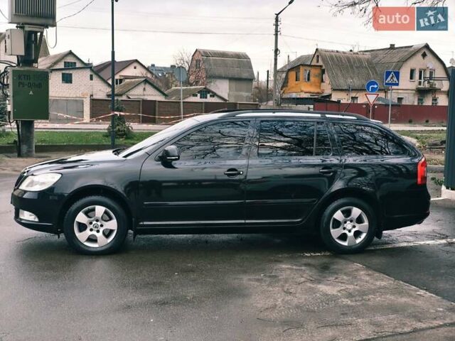 Черный Шкода Октавия, объемом двигателя 1.8 л и пробегом 208 тыс. км за 6900 $, фото 2 на Automoto.ua