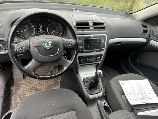 Чорний Шкода Октавія, об'ємом двигуна 1.4 л та пробігом 191 тис. км за 6900 $, фото 9 на Automoto.ua