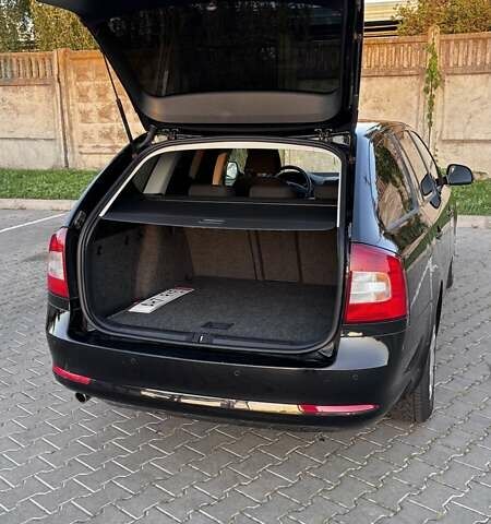 Чорний Шкода Октавія, об'ємом двигуна 1.6 л та пробігом 250 тис. км за 8300 $, фото 27 на Automoto.ua