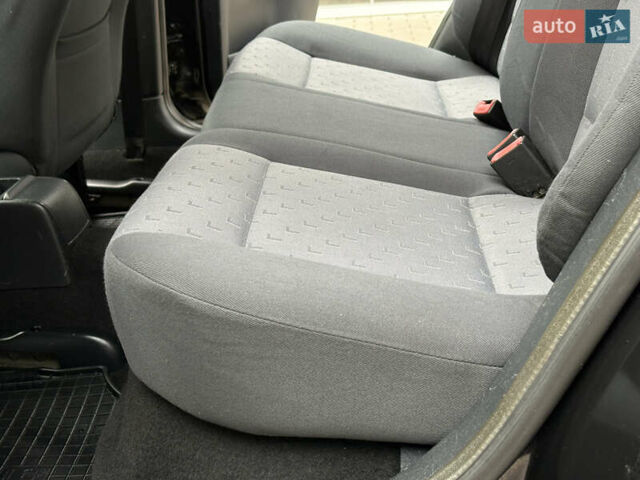 Черный Шкода Октавия, объемом двигателя 1.6 л и пробегом 218 тыс. км за 6777 $, фото 39 на Automoto.ua