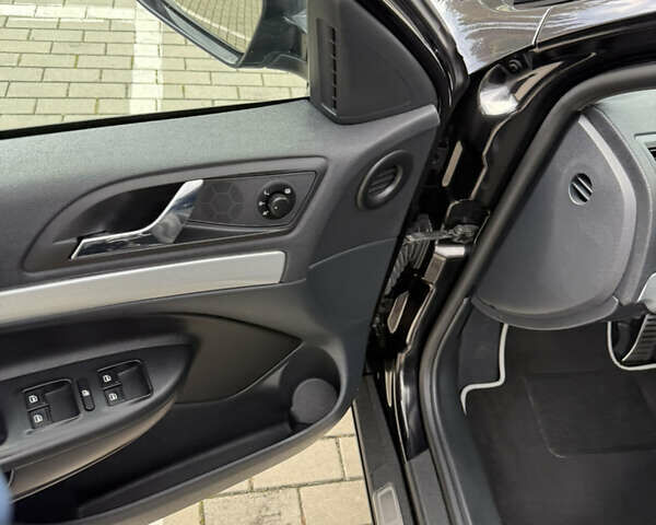 Чорний Шкода Октавія, об'ємом двигуна 1.98 л та пробігом 209 тис. км за 9500 $, фото 91 на Automoto.ua