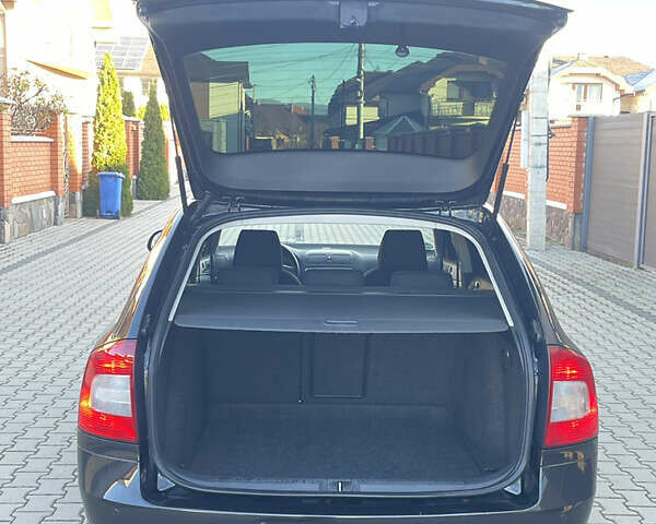 Черный Шкода Октавия, объемом двигателя 1.6 л и пробегом 288 тыс. км за 6650 $, фото 23 на Automoto.ua