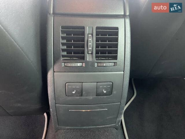 Шкода Октавия 2009 в Днепре (Днепропетровске) на Automoto.ua Черный Шкода Октавия, объемом двигателя 1.98 л и пробегом 191 тыс. км за 9800 $, фото 16 на Automoto.ua