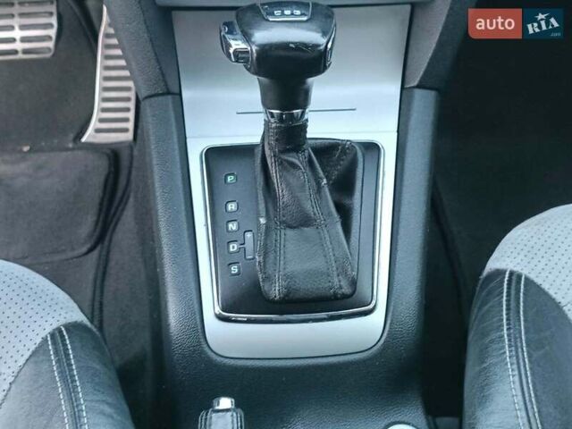 Чорний Шкода Октавія, об'ємом двигуна 2 л та пробігом 252 тис. км за 7990 $, фото 37 на Automoto.ua