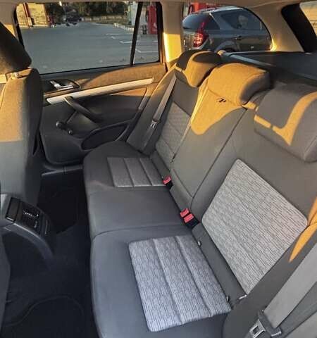 Чорний Шкода Октавія, об'ємом двигуна 1.6 л та пробігом 250 тис. км за 8300 $, фото 21 на Automoto.ua