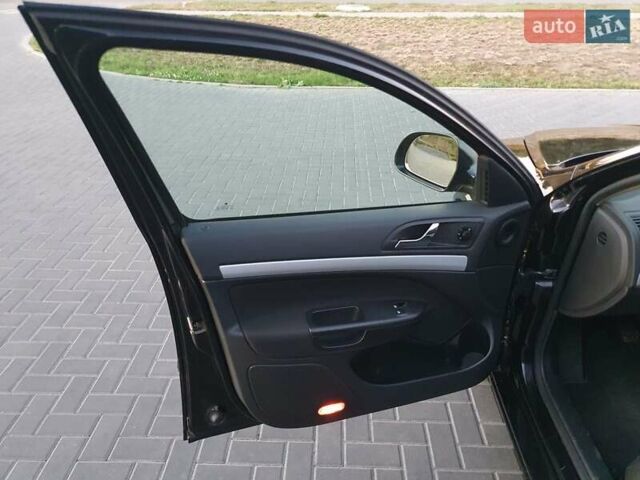 Черный Шкода Октавия, объемом двигателя 1.8 л и пробегом 245 тыс. км за 7350 $, фото 13 на Automoto.ua