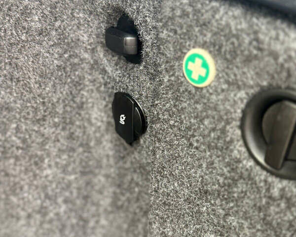 Шкода Октавія 2009 у Вінниці на Automoto.ua Чорний Шкода Октавія, об'ємом двигуна 1.6 л та пробігом 172 тис. км за 7999 $, фото 74 на Automoto.ua