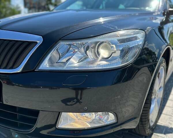 Чорний Шкода Октавія, об'ємом двигуна 1.8 л та пробігом 250 тис. км за 7800 $, фото 2 на Automoto.ua