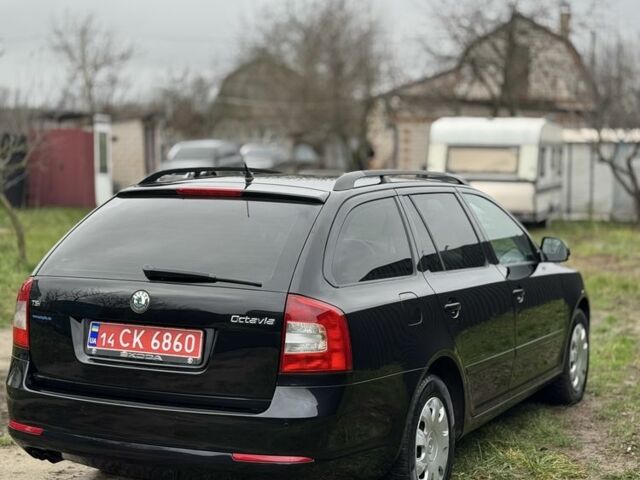 Черный Шкода Октавия, объемом двигателя 1.4 л и пробегом 237 тыс. км за 6700 $, фото 4 на Automoto.ua