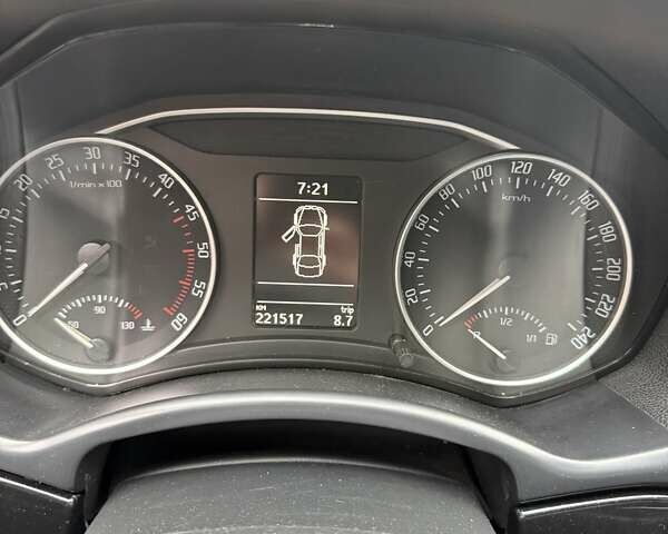 Черный Шкода Октавия, объемом двигателя 1.97 л и пробегом 222 тыс. км за 9500 $, фото 8 на Automoto.ua