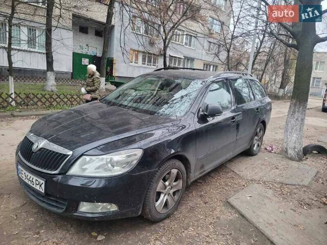 Чорний Шкода Октавія, об'ємом двигуна 1.8 л та пробігом 250 тис. км за 7500 $, фото 2 на Automoto.ua