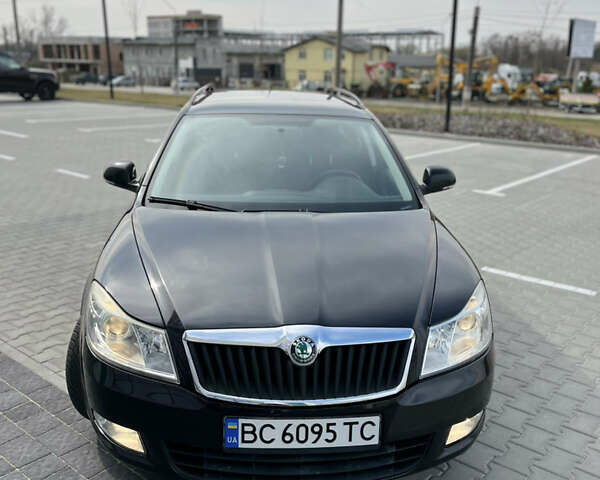 Черный Шкода Октавия, объемом двигателя 1.8 л и пробегом 180 тыс. км за 6600 $, фото 2 на Automoto.ua