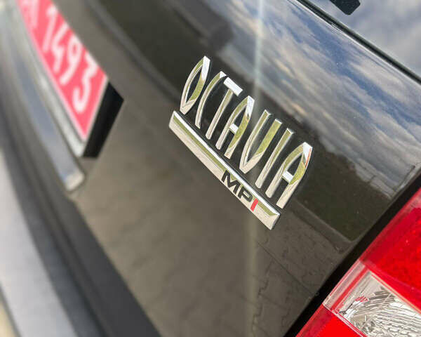 Шкода Октавия 2009 в Виннице на Automoto.ua Черный Шкода Октавия, объемом двигателя 1.6 л и пробегом 172 тыс. км за 7999 $, фото 67 на Automoto.ua