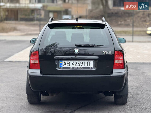 Черный Шкода Октавия, объемом двигателя 1.6 л и пробегом 201 тыс. км за 7199 $, фото 2 на Automoto.ua