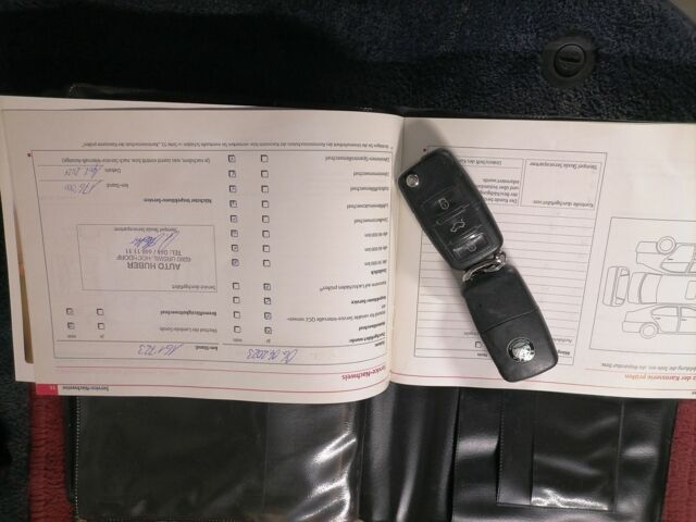 Черный Шкода Октавия, объемом двигателя 0 л и пробегом 221 тыс. км за 7200 $, фото 22 на Automoto.ua