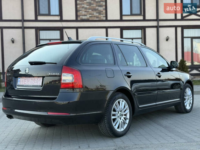 Черный Шкода Октавия, объемом двигателя 0 л и пробегом 215 тыс. км за 8800 $, фото 97 на Automoto.ua