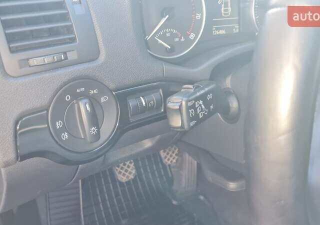 Черный Шкода Октавия, объемом двигателя 1.8 л и пробегом 226 тыс. км за 7700 $, фото 8 на Automoto.ua