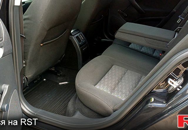 Черный Шкода Октавия, объемом двигателя 1.8 л и пробегом 176 тыс. км за 7800 $, фото 3 на Automoto.ua