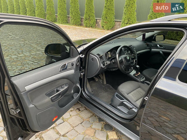 Шкода Октавия 2009 в Мукачеве на Automoto.ua Черный Шкода Октавия, объемом двигателя 1.6 л и пробегом 282 тыс. км за 7700 $, фото 10 на Automoto.ua