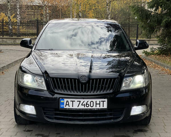 Черный Шкода Октавия, объемом двигателя 1.6 л и пробегом 230 тыс. км за 6800 $, фото 1 на Automoto.ua