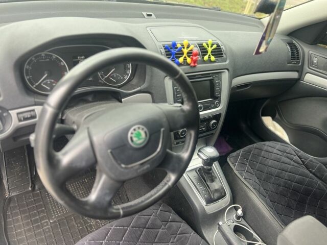 Черный Шкода Октавия, объемом двигателя 1.8 л и пробегом 266 тыс. км за 5500 $, фото 5 на Automoto.ua