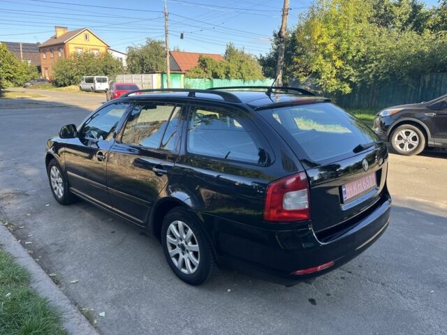 Черный Шкода Октавия, объемом двигателя 1.6 л и пробегом 221 тыс. км за 6900 $, фото 4 на Automoto.ua