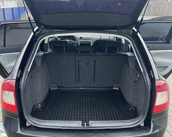 Черный Шкода Октавия, объемом двигателя 1.9 л и пробегом 293 тыс. км за 7200 $, фото 18 на Automoto.ua