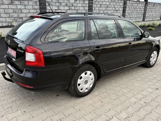 Черный Шкода Октавия, объемом двигателя 0 л и пробегом 219 тыс. км за 7200 $, фото 5 на Automoto.ua