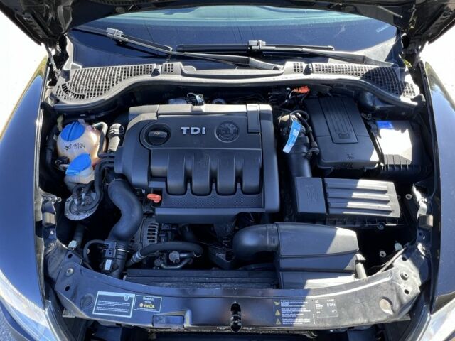 Черный Шкода Октавия, объемом двигателя 2 л и пробегом 300 тыс. км за 8500 $, фото 13 на Automoto.ua