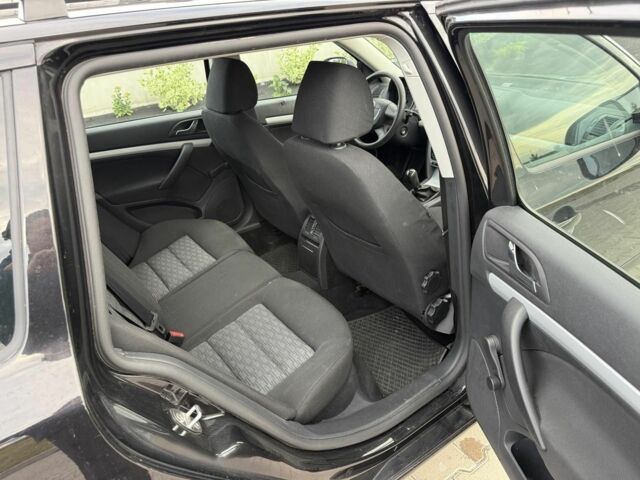 Черный Шкода Октавия, объемом двигателя 0 л и пробегом 219 тыс. км за 7200 $, фото 13 на Automoto.ua