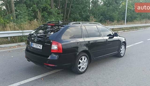 Черный Шкода Октавия, объемом двигателя 1.8 л и пробегом 245 тыс. км за 8500 $, фото 4 на Automoto.ua