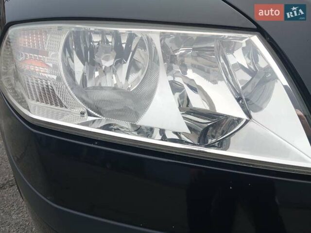 Чорний Шкода Октавія, об'ємом двигуна 1.6 л та пробігом 218 тис. км за 6700 $, фото 8 на Automoto.ua