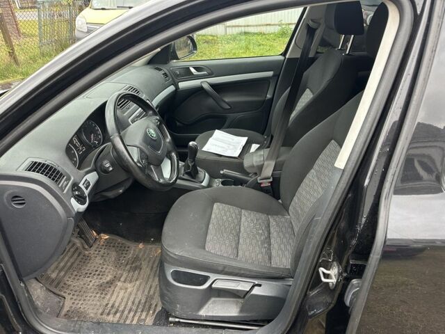 Чорний Шкода Октавія, об'ємом двигуна 1.4 л та пробігом 191 тис. км за 6900 $, фото 8 на Automoto.ua