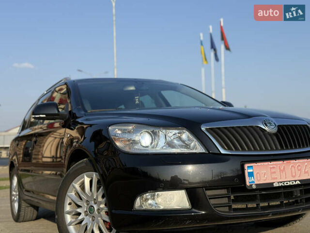 Черный Шкода Октавия, объемом двигателя 0 л и пробегом 215 тыс. км за 8800 $, фото 123 на Automoto.ua