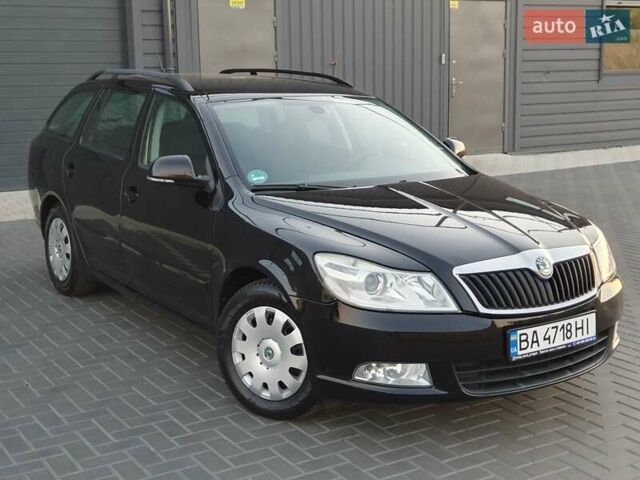 Черный Шкода Октавия, объемом двигателя 1.8 л и пробегом 245 тыс. км за 7350 $, фото 2 на Automoto.ua